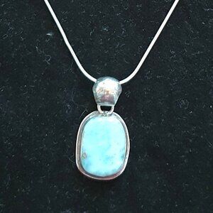 Elegant Vintage Italian 925 Sterling Silver Blue Larimar Pendant Necklace